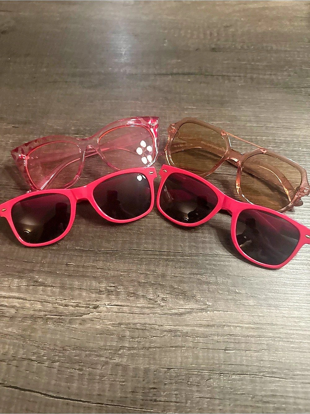 4-Pairs of Sunglasses in Pink